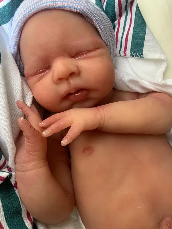 Matt — Lifelike Full Silicone Reborn Baby Boy Doll | 20" Weighted Newborn