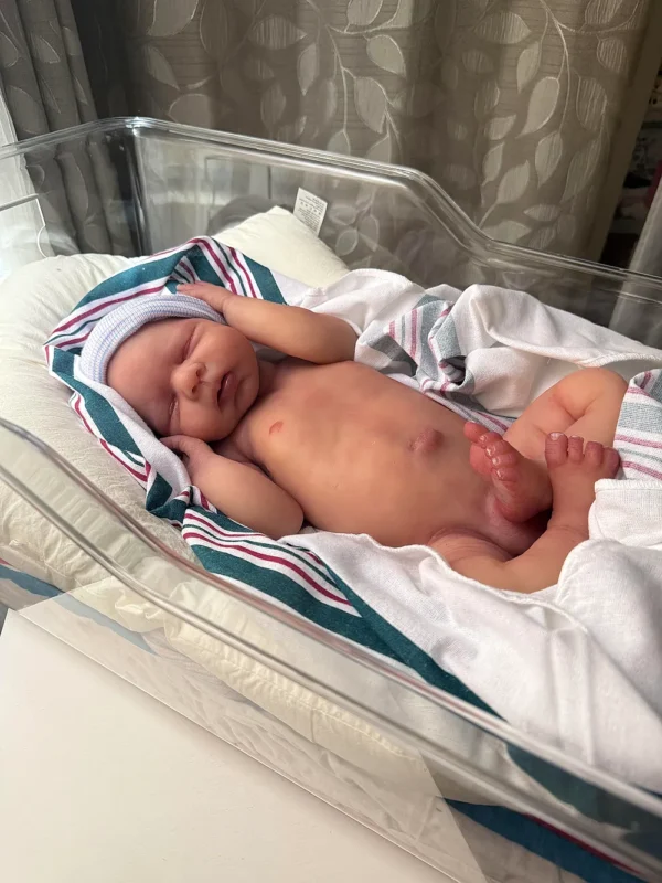 Matt — Lifelike Full Silicone Reborn Baby Boy Doll | 20" Weighted Newborn