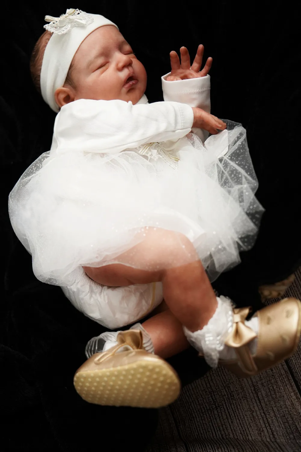 Noa vinyl reborn baby doll collector quality